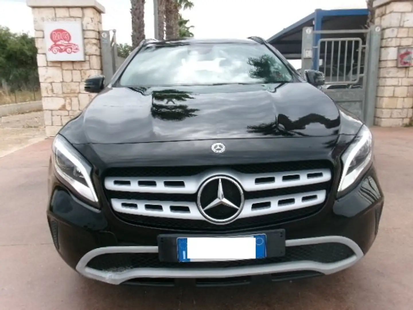 Mercedes-Benz GLA 200 GLA 200 d Premium auto Schwarz - 1