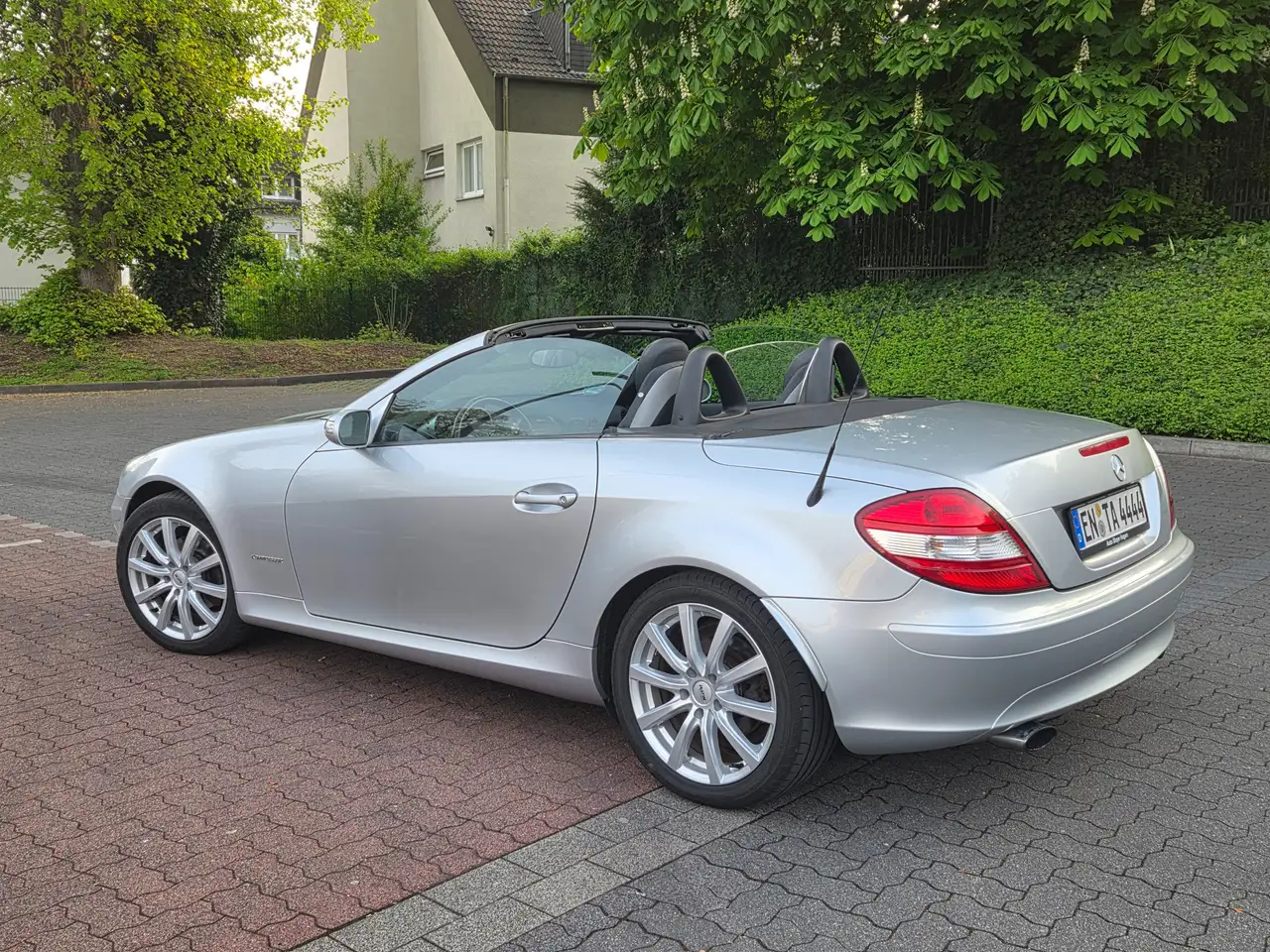 Mercedes-Benz SLK 200