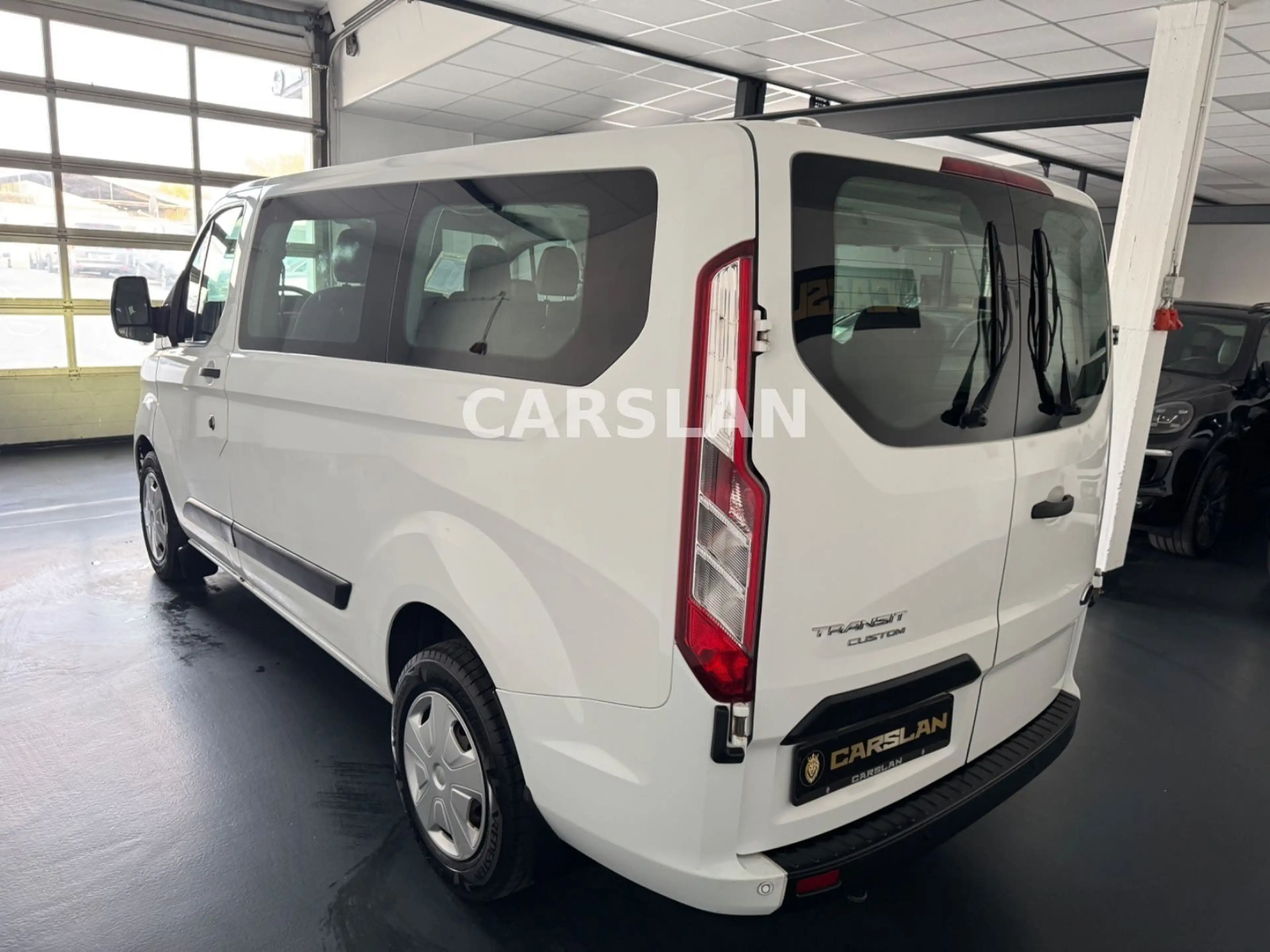 Ford Transit Custom 2.0 TDCI 1.HAND+9-SITZER+LED+PDC — photo 10