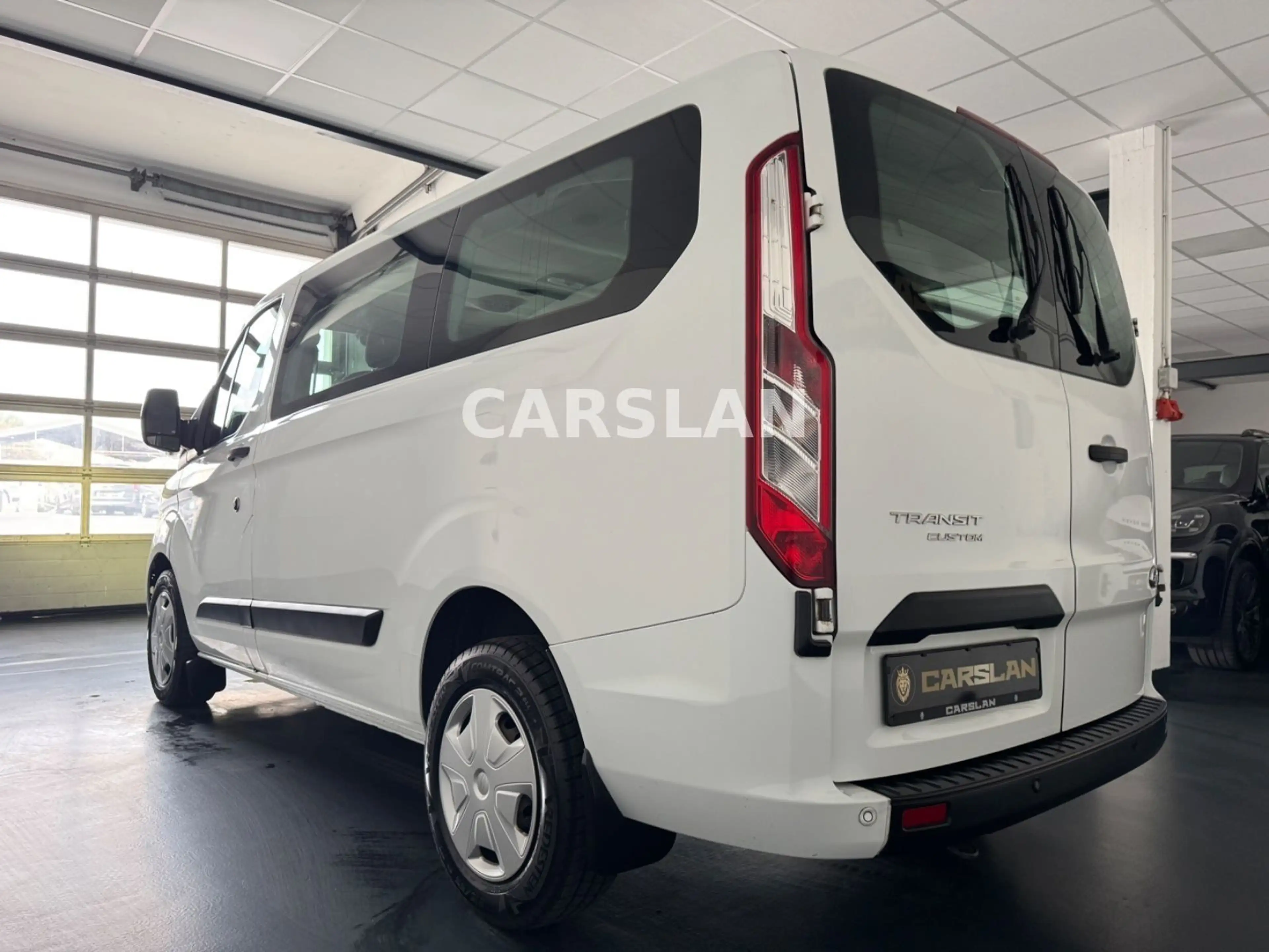 Ford Transit Custom 2.0 TDCI 1.HAND+9-SITZER+LED+PDC — photo 13