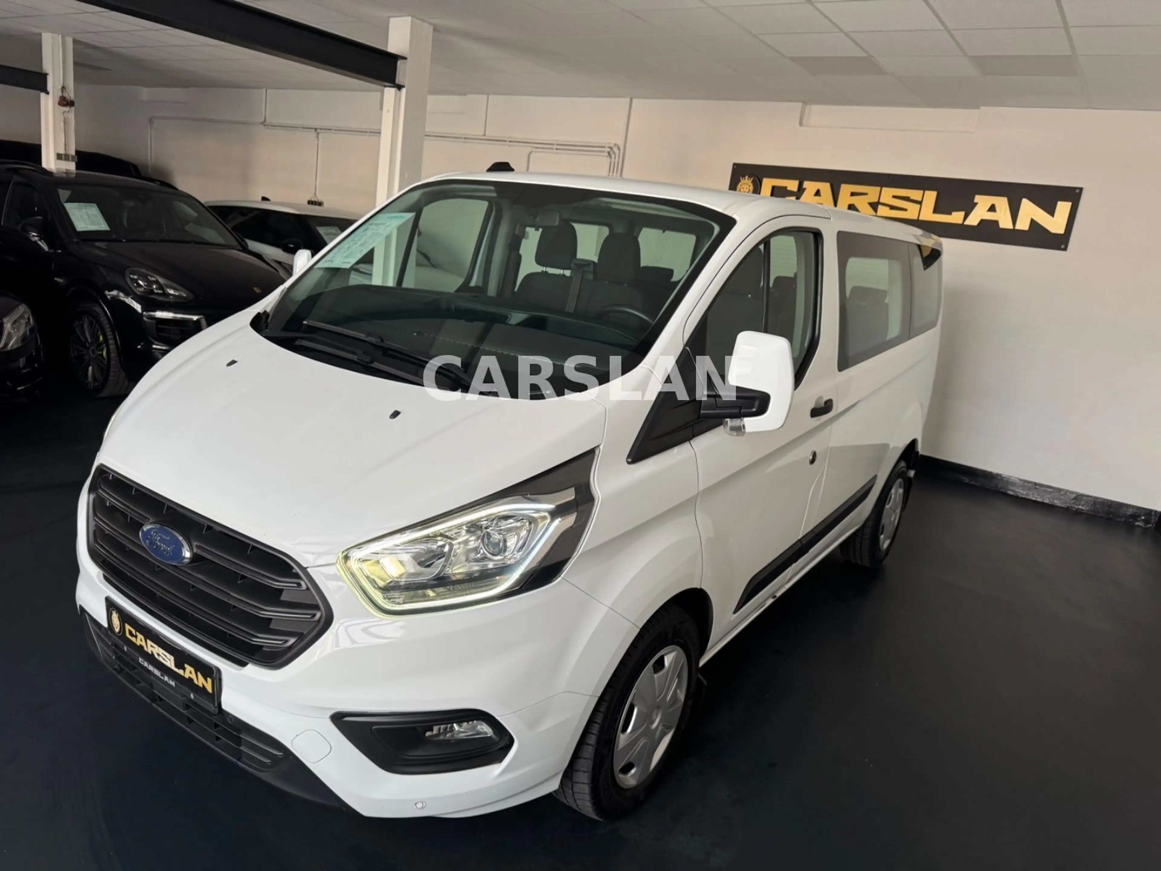 Ford Transit Custom 2.0 TDCI 1.HAND+9-SITZER+LED+PDC — photo 4