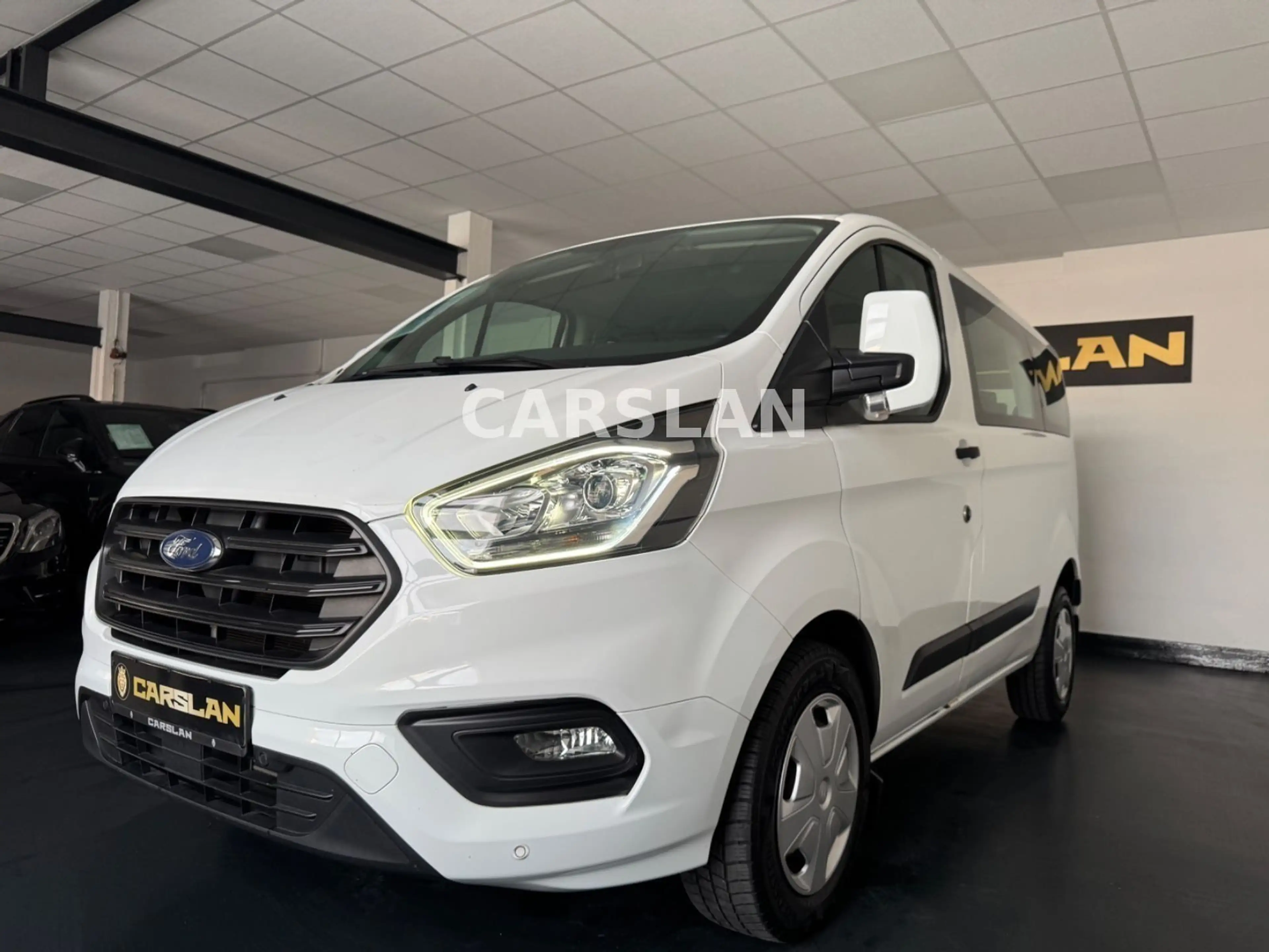 Ford Transit Custom 2.0 TDCI 1.HAND+9-SITZER+LED+PDC — photo 7