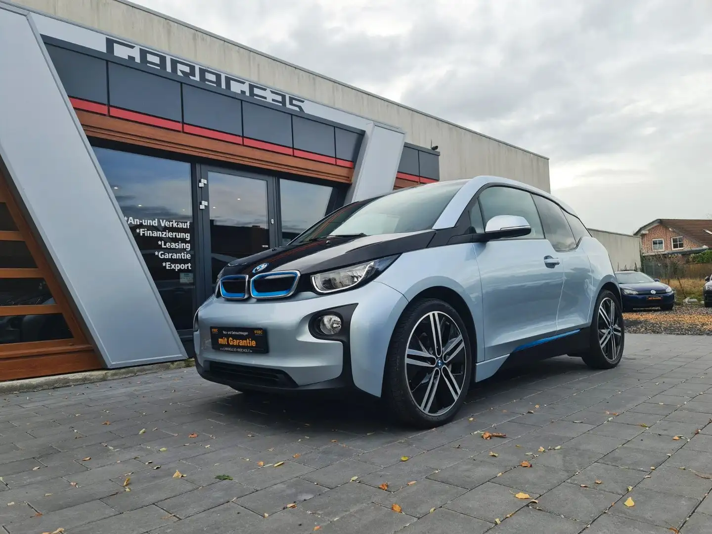 BMW i3 Design Suite/NAVI PROF/KEYLESS GO/PDC/20 ZOLL Argent - 1