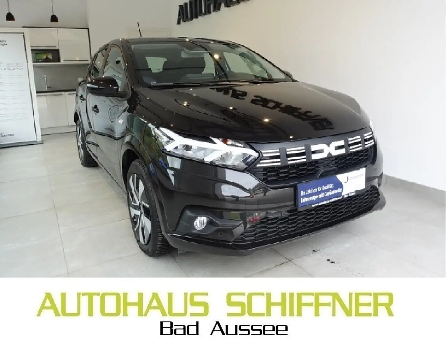 Dacia Sandero Expression TCe 90 Schwarz - 1
