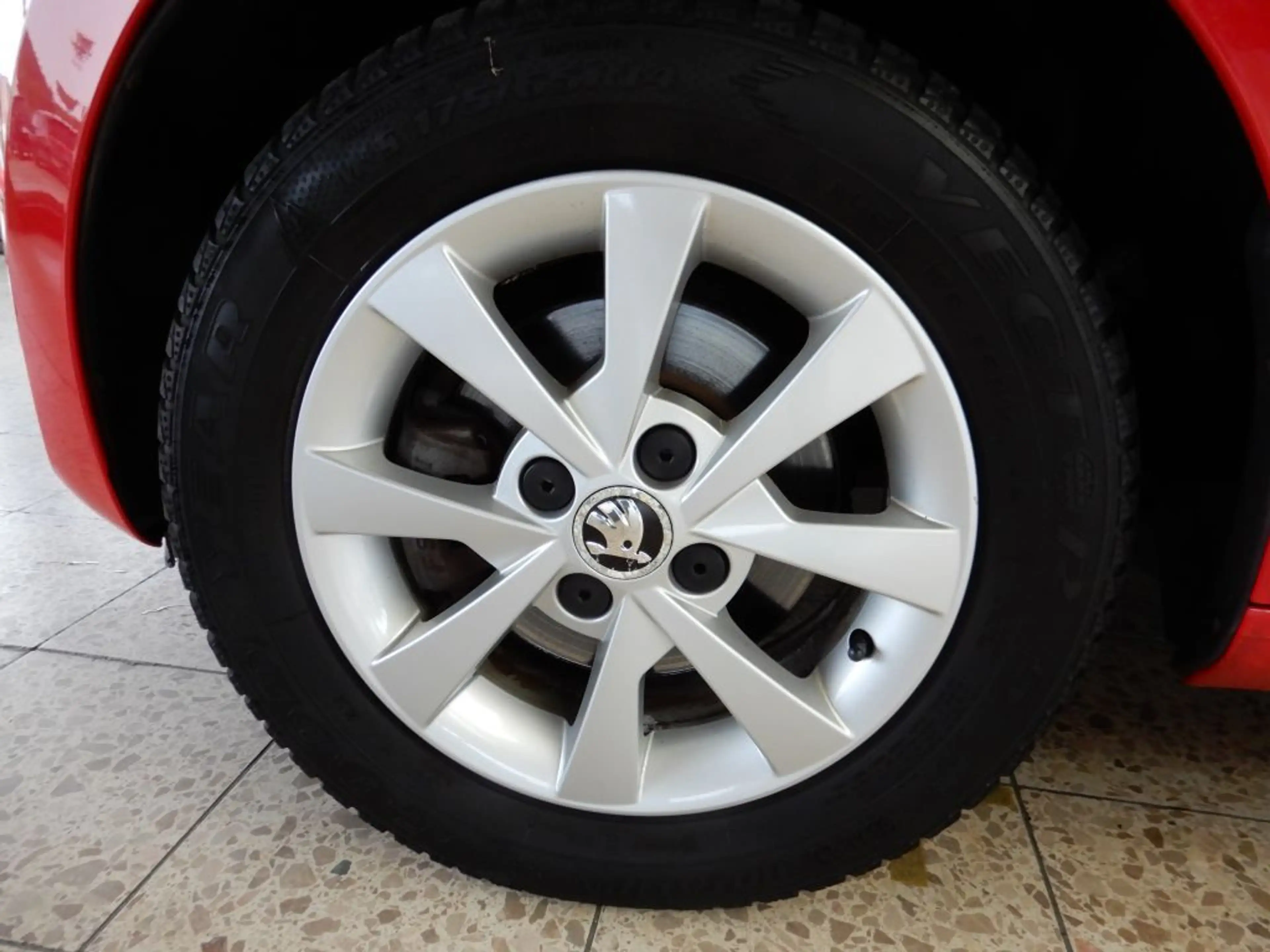 Skoda Citigo 1.0 MPI Active,Klima,1.Hand, erst 38500km — photo 9