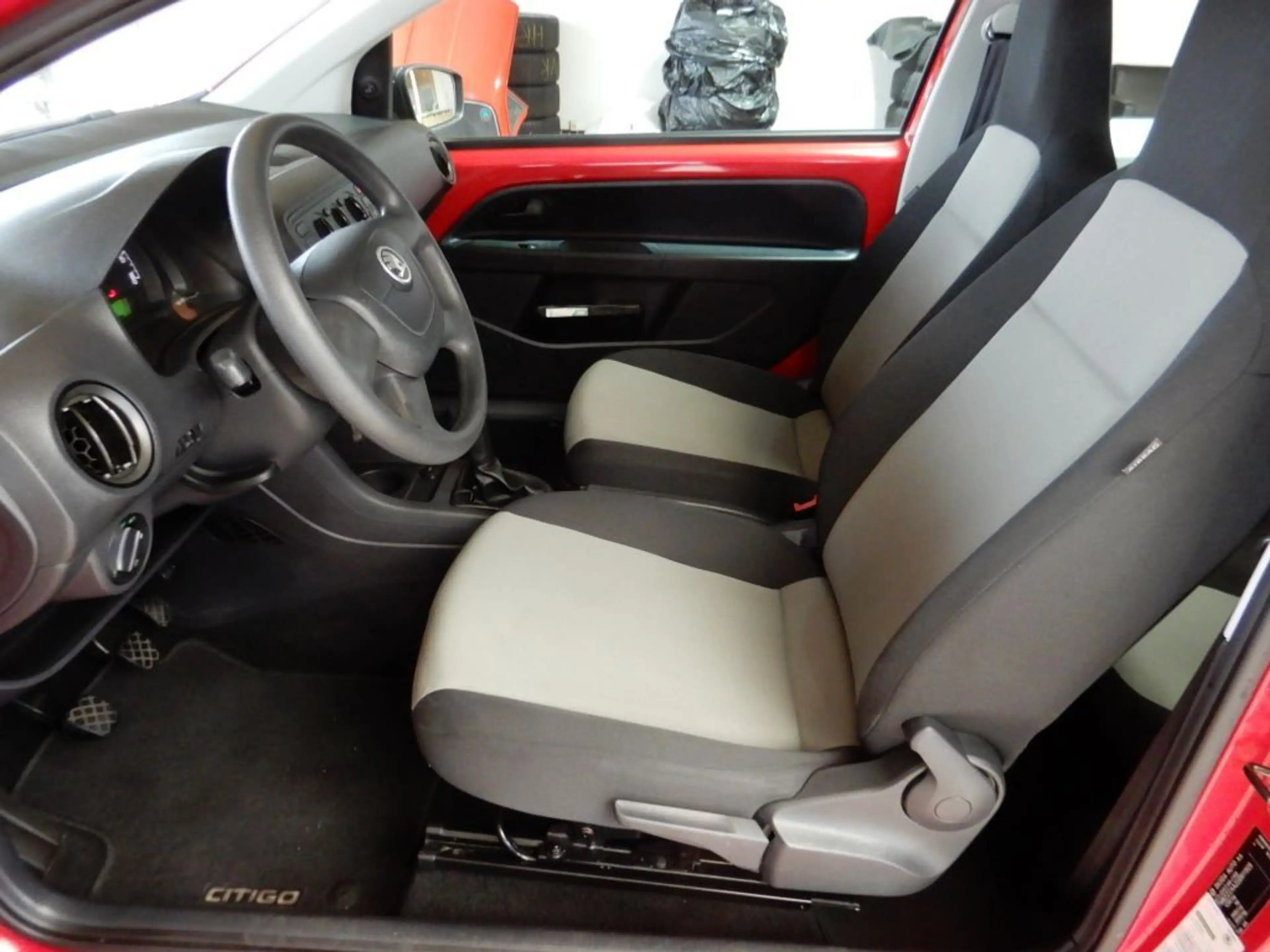 Skoda Citigo 1.0 MPI Active,Klima,1.Hand, erst 38500km — photo 10