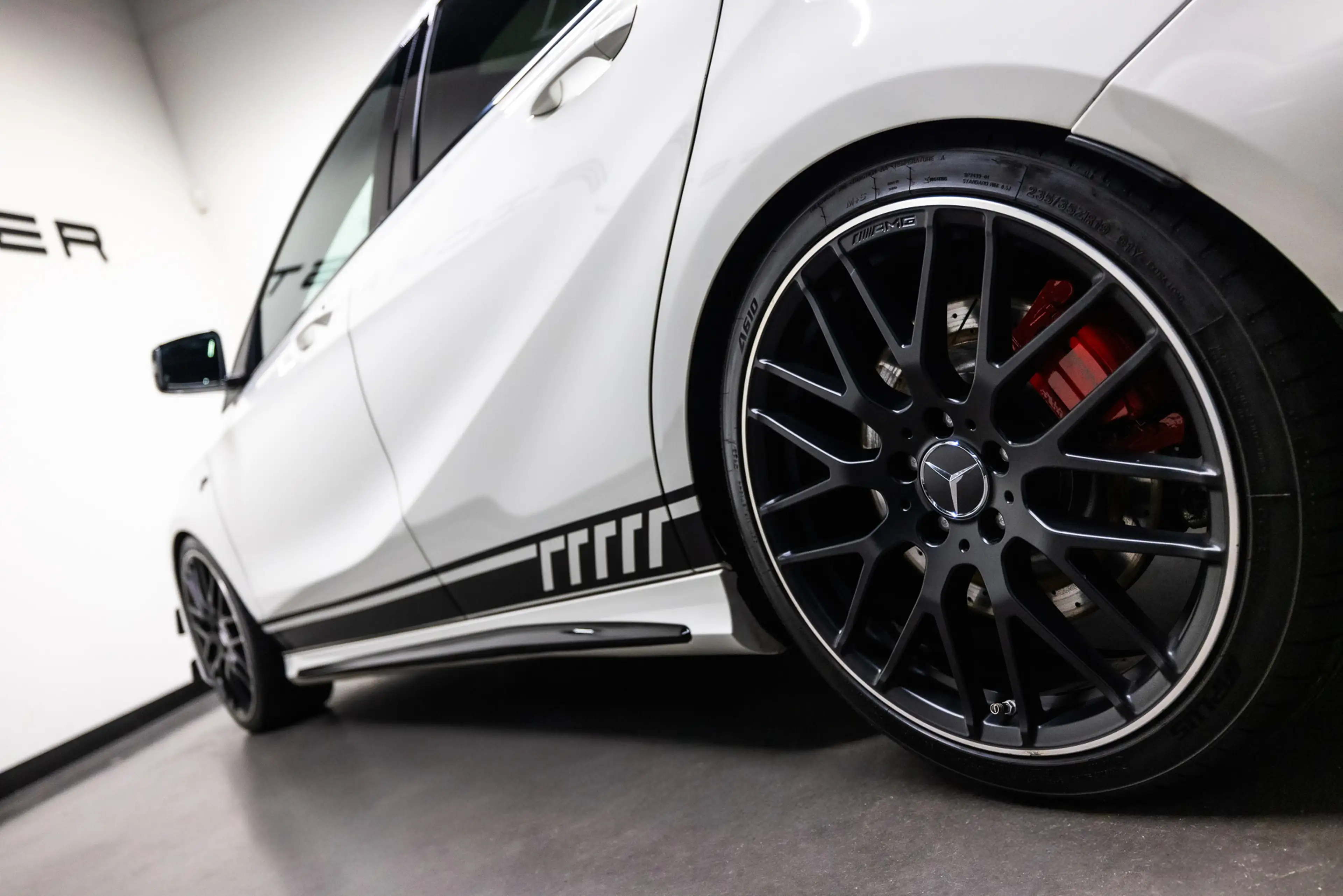 Mercedes-Benz A 45 AMG 4MATIC — photo 5