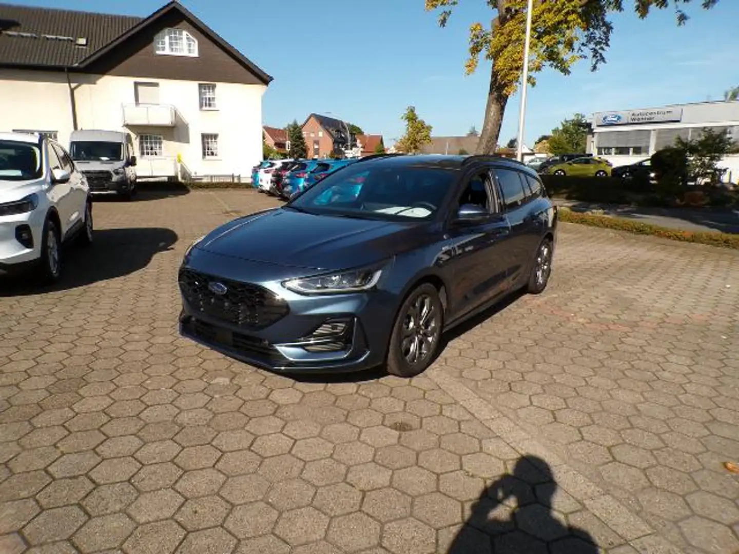 Ford Focus ST-Line X Turnier Autom. + Winterpaket Blu/Azzurro - 1