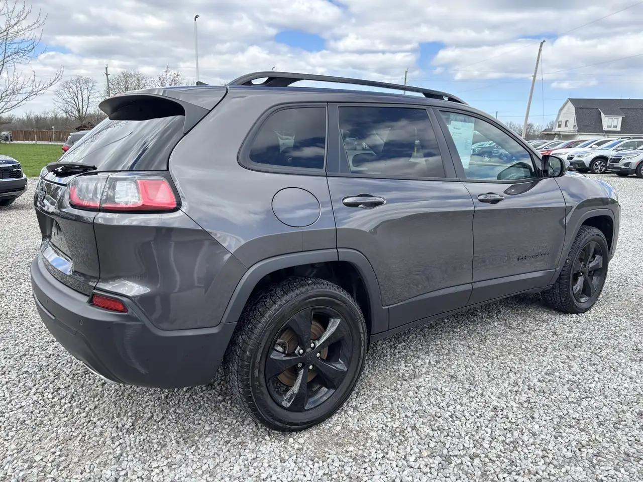Jeep Cherokee снимка Jeep Cherokee