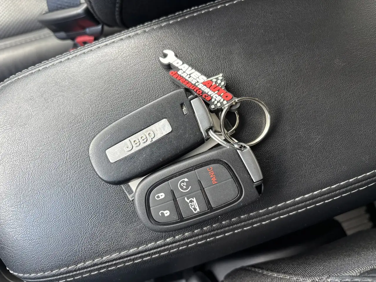 Jeep Cherokee снимка Jeep Cherokee