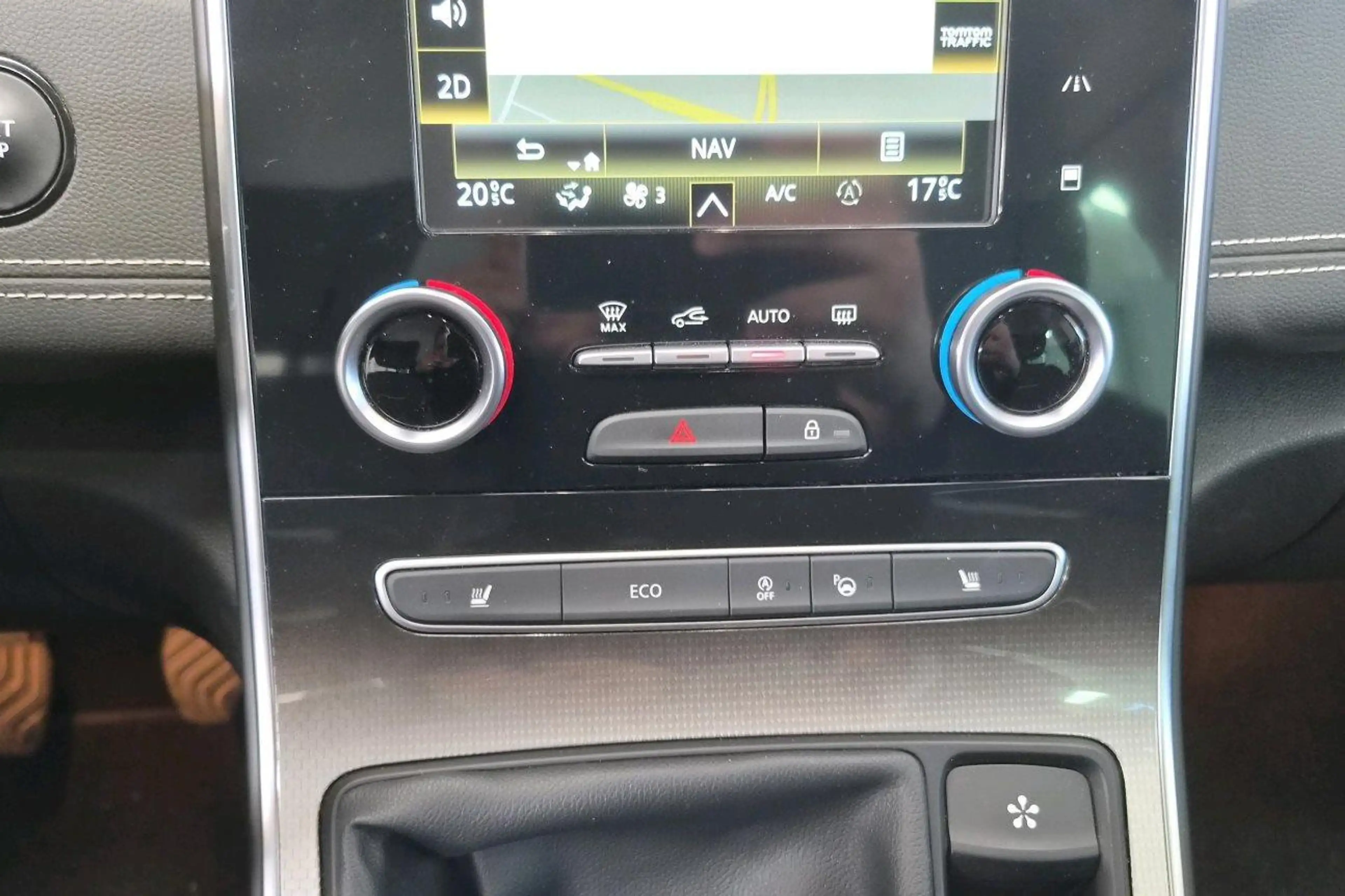 Renault Grand Scenic — photo 15