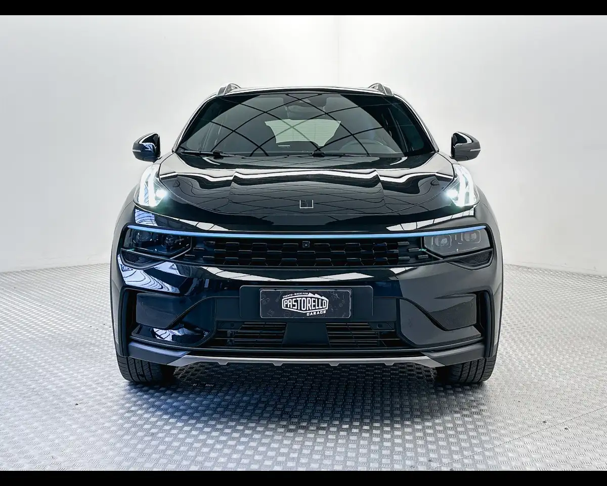 Lynk & Co 01 PHEV 2