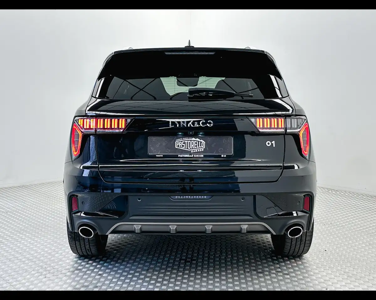 Lynk & Co 01 PHEV 5