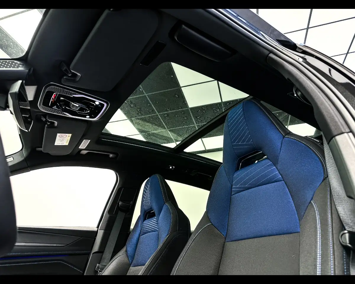 Lynk & Co 01 PHEV 26