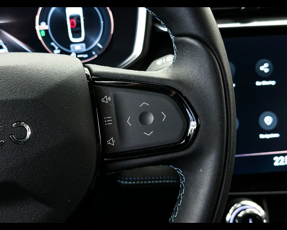 Lynk & Co 01 PHEV 21