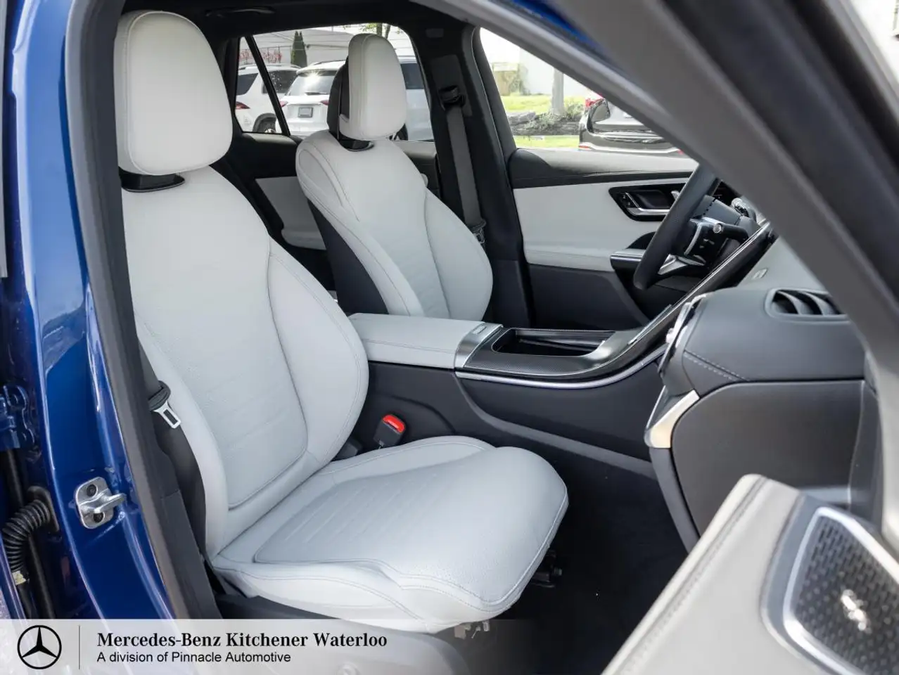 Mercedes-Benz GLC снимка Mercedes-Benz GLC