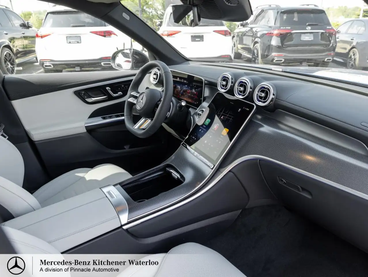 Mercedes-Benz GLC снимка Mercedes-Benz GLC
