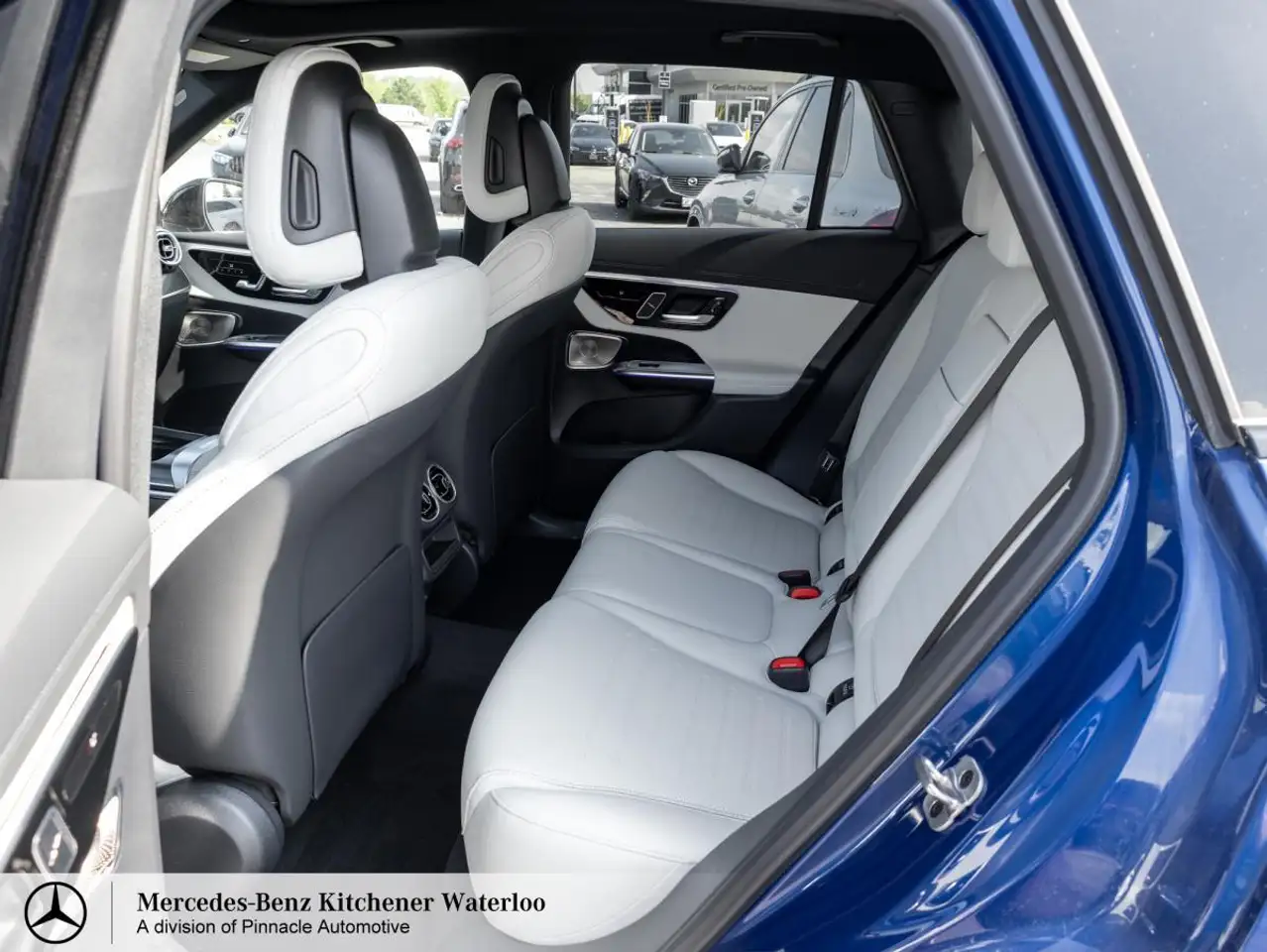 Mercedes-Benz GLC снимка Mercedes-Benz GLC