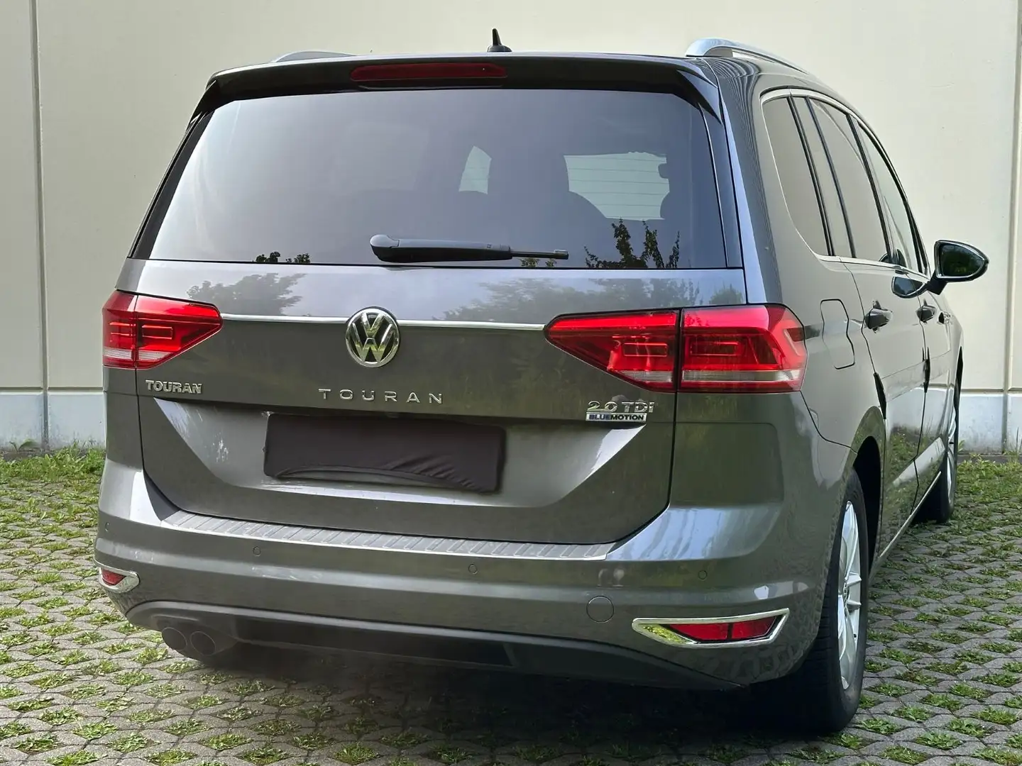 Volkswagen Touran Highline | ACC | LED | Kamera | AHK | Grau - 2