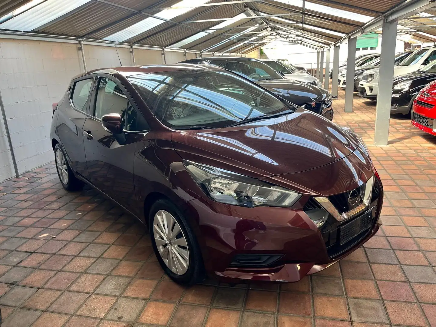 Nissan Micra Micra 1.0 ig-t Acenta 92cv Rood - 2