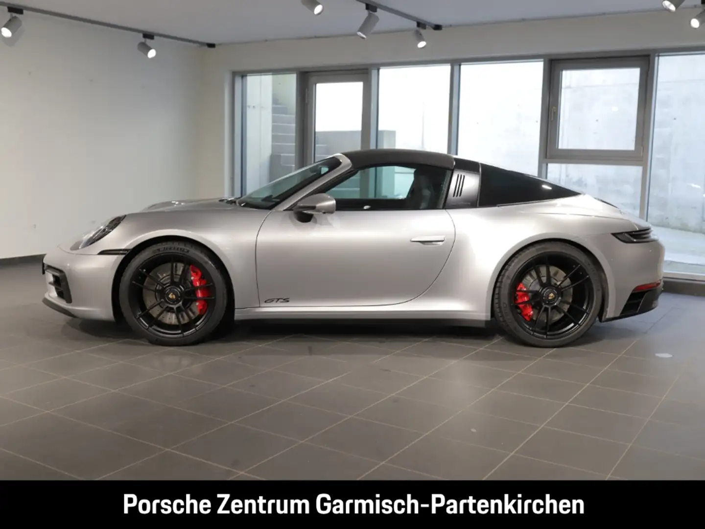 Porsche 992 911 Targa 4 GTS Matrix LED 360 Kamera Memory Sitze Silber - 2