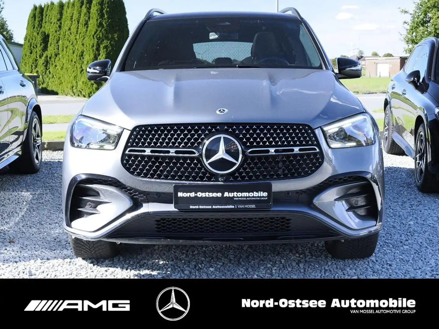 Mercedes-Benz GLE 450 4M AMG PANO BURMESTER NIGHT Grau - 2