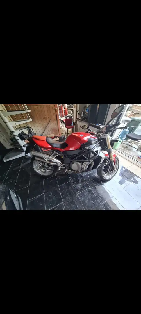 MV Agusta Brutale 910 - 1
