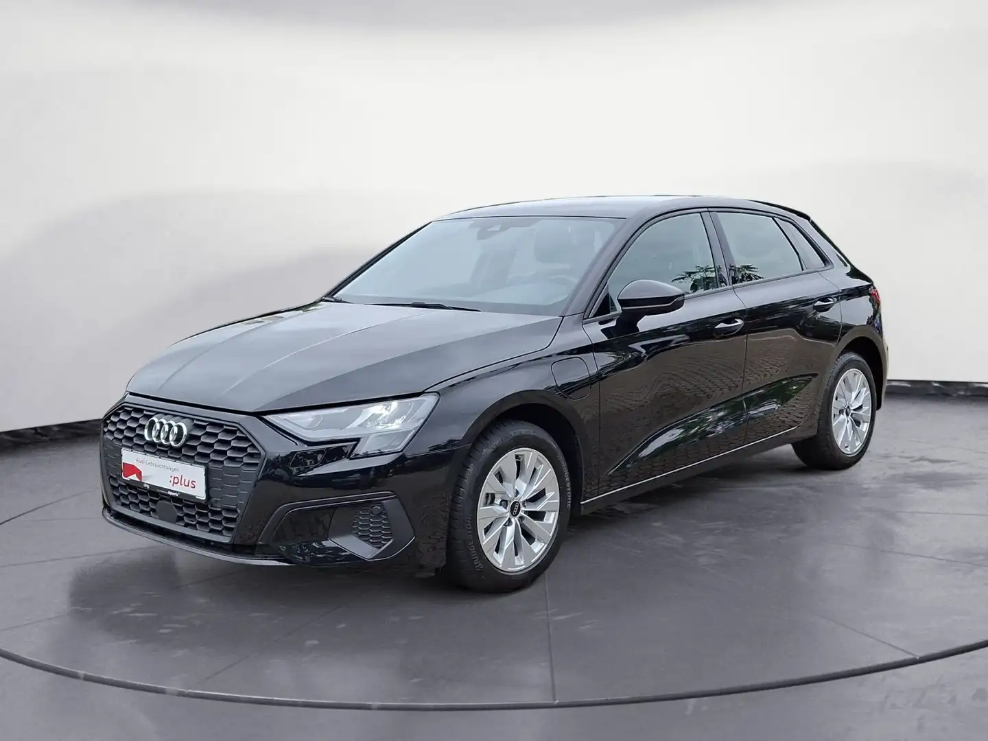 Audi A3 40 TFSIe Sportback S tronic Schwarz - 2