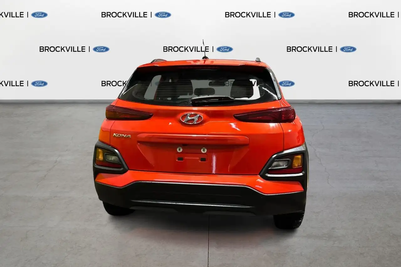 Hyundai KONA снимка Hyundai KONA