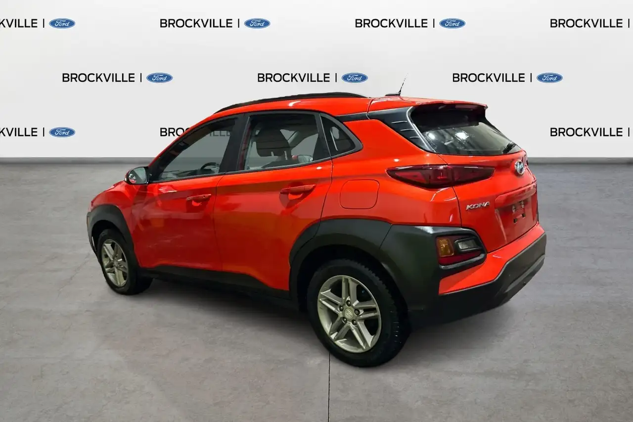Hyundai KONA снимка Hyundai KONA