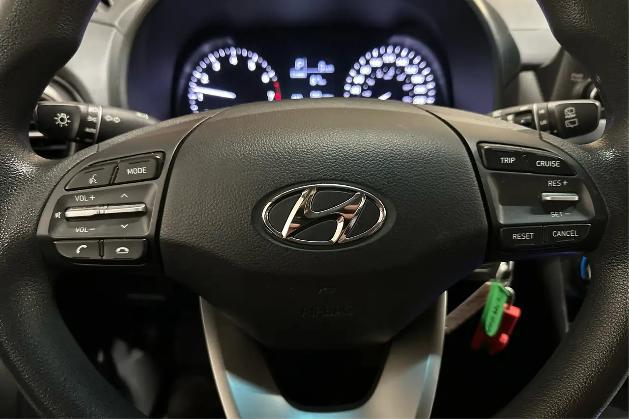 Hyundai KONA снимка Hyundai KONA