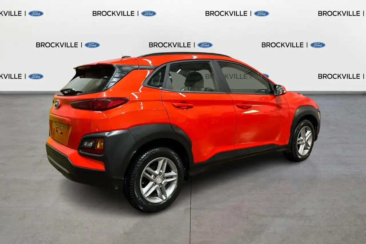 Hyundai KONA снимка Hyundai KONA