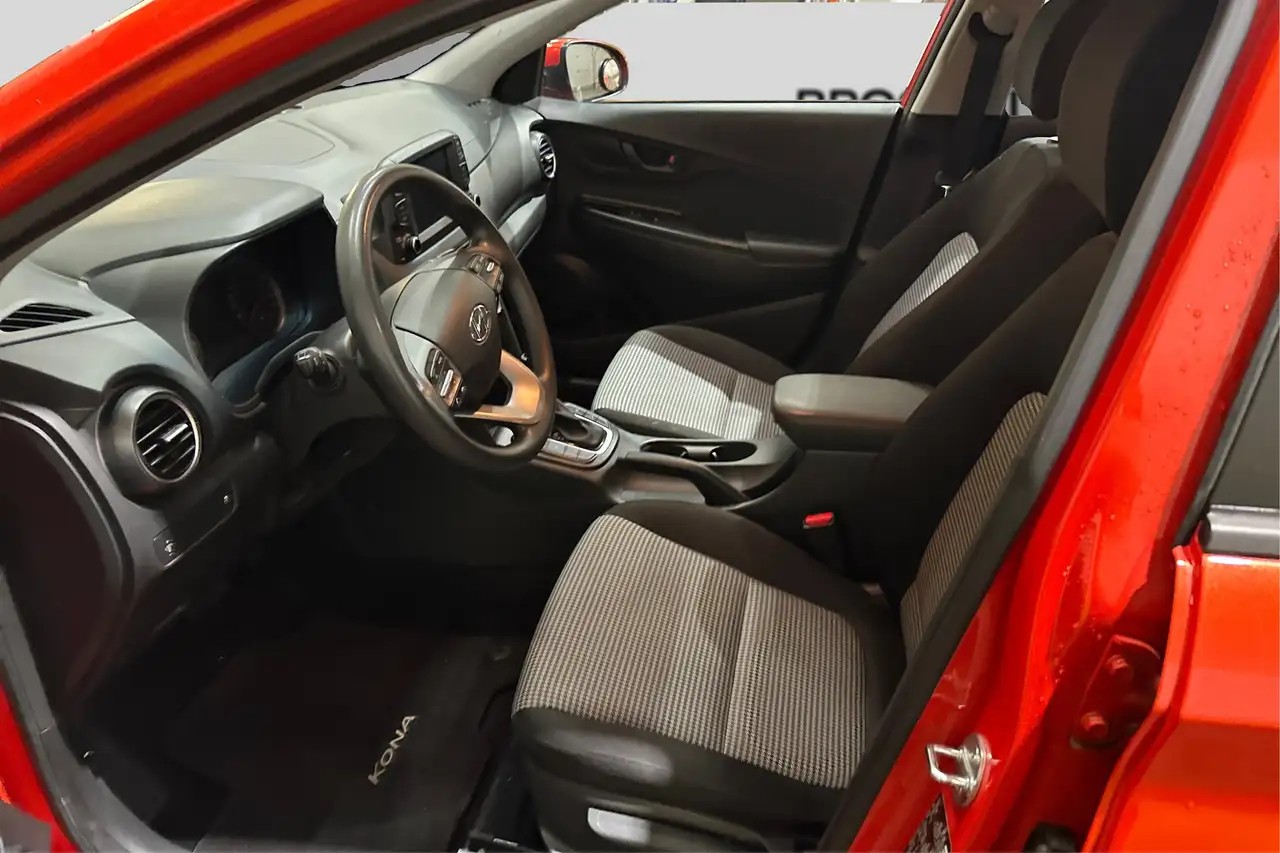 Hyundai KONA снимка Hyundai KONA
