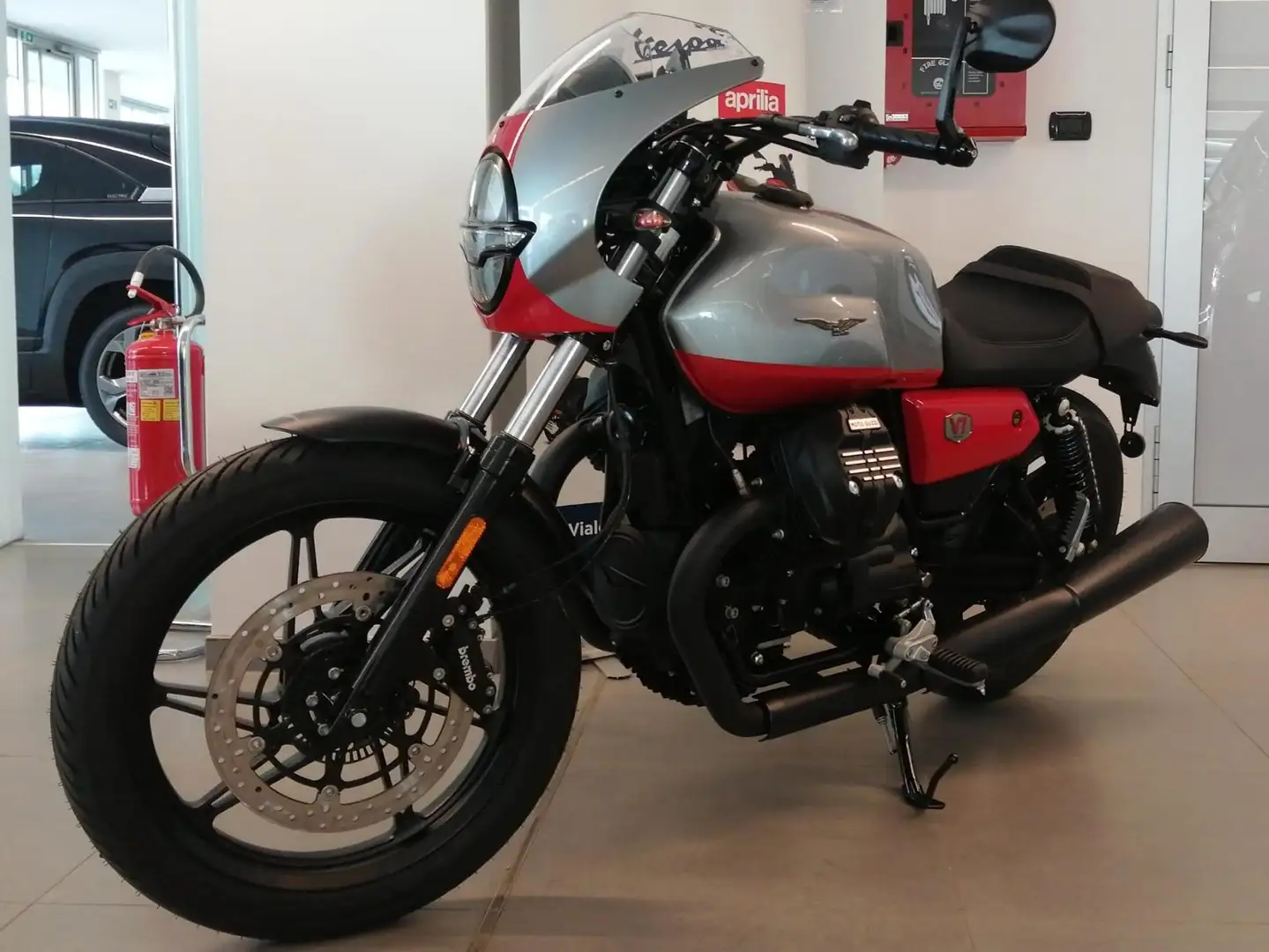 Moto Guzzi V 7 CORSA EURO 5 - KM 0 IN PRONTA CONSEGNA! Gri - 1