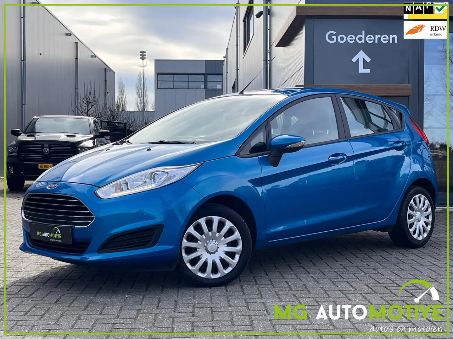 Ford Fiesta 1.0 Style | navigatie | airco | nl auto Blauw - 1
