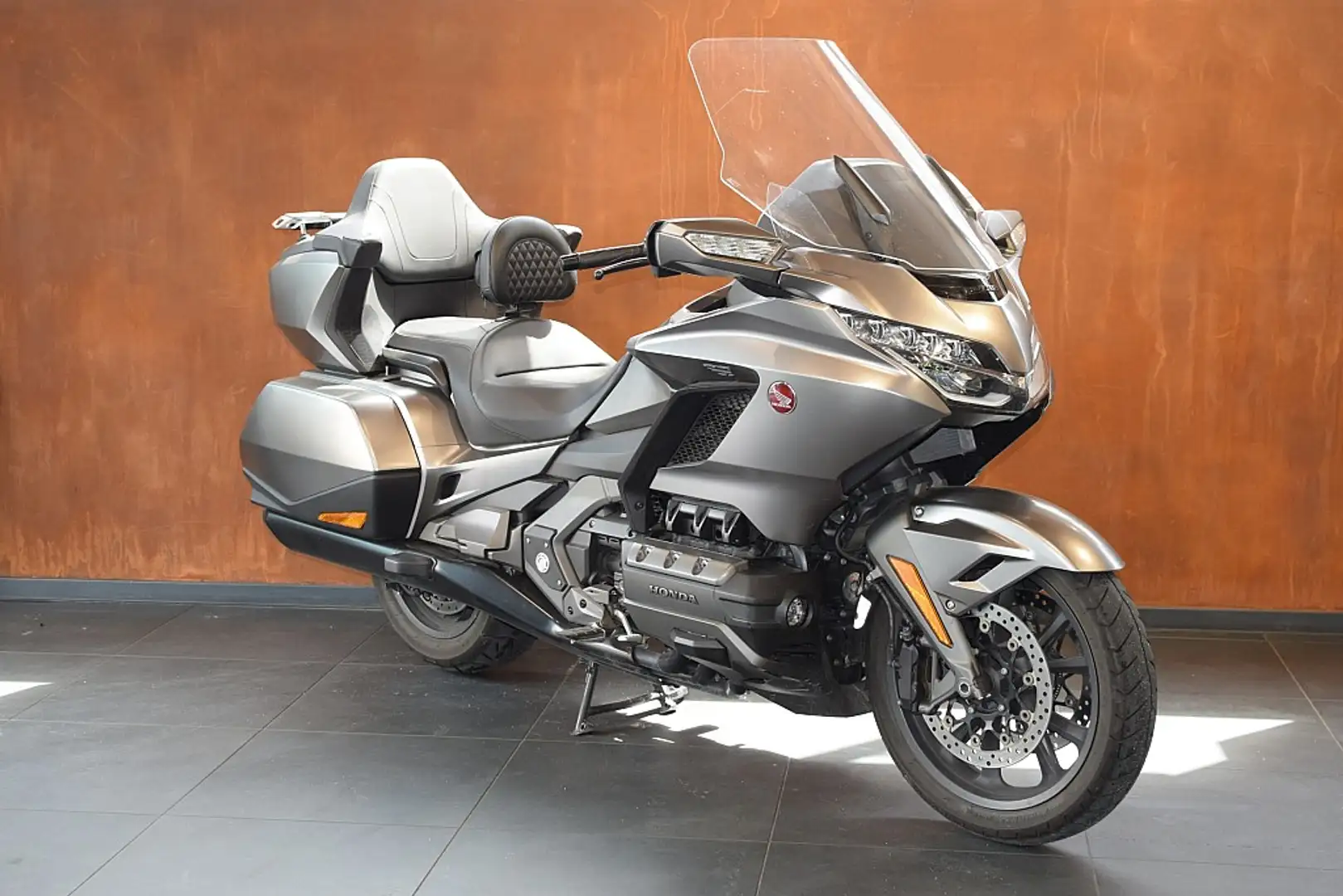 Honda Gold Wing GL 1800 B Goldwing - 1