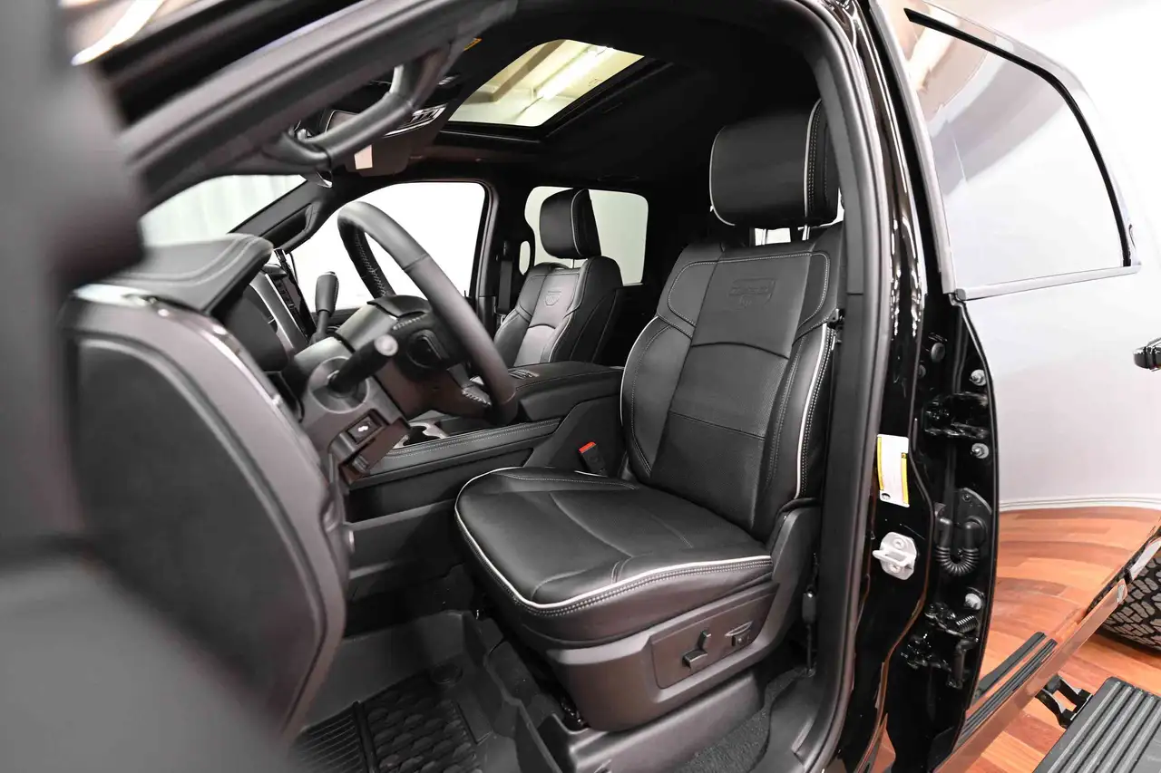 RAM 2500 снимка RAM 2500