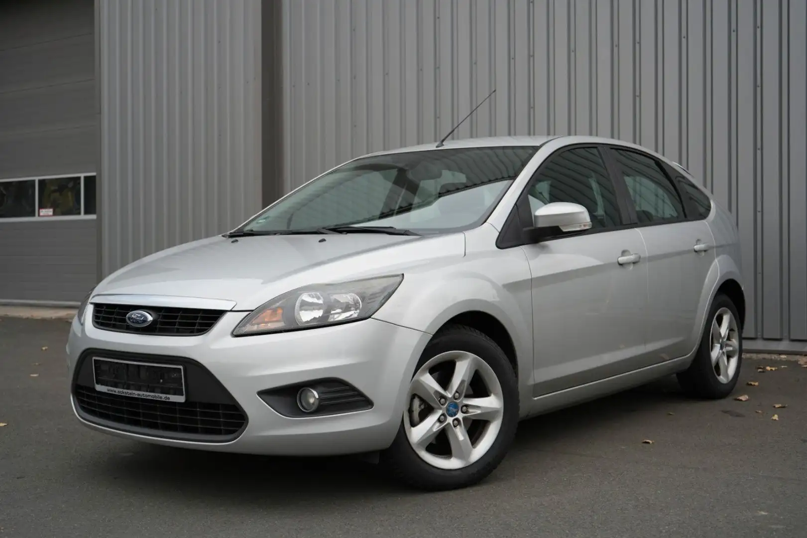 Ford Focus Lim. Style + wenig km Klima/Sitzheizung Gris - 1