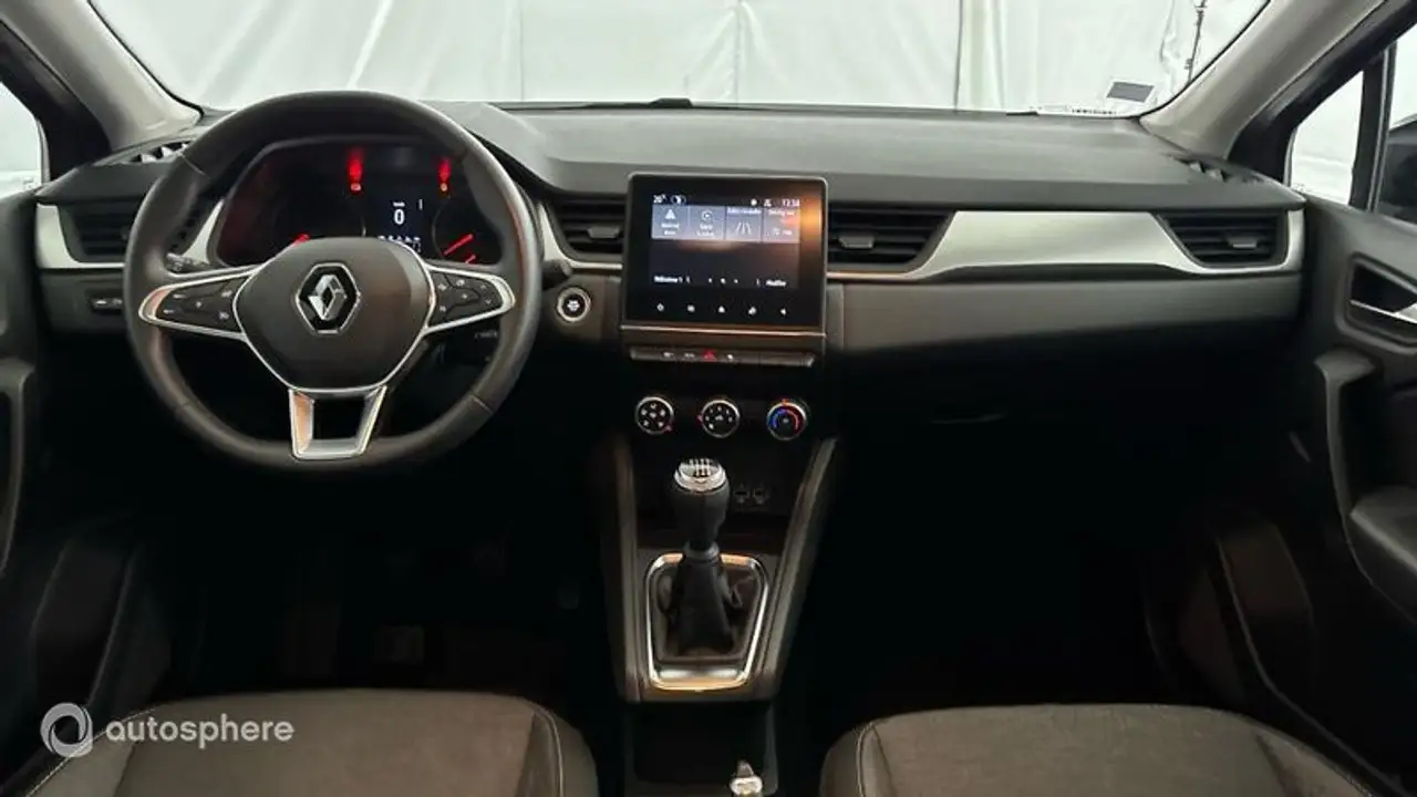 Renault Captur — photo 11