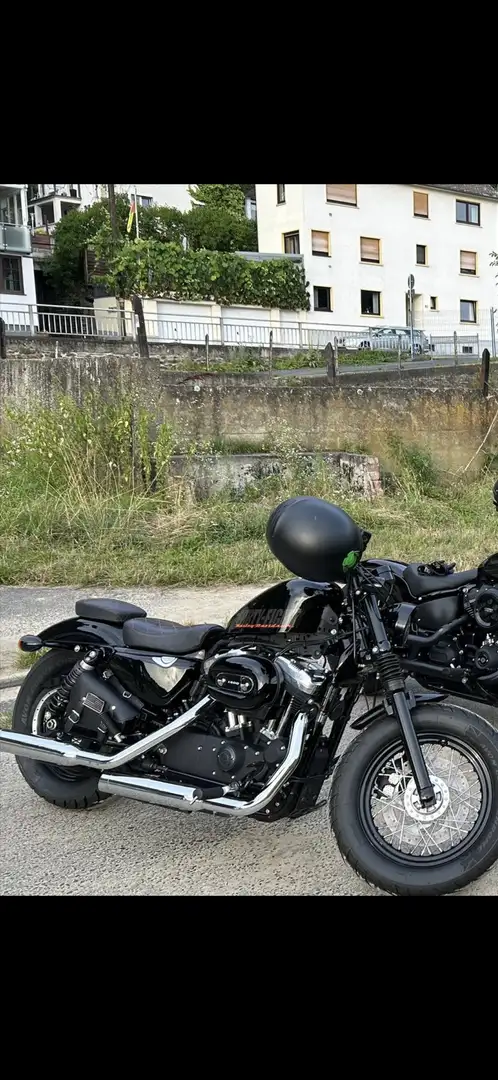 Harley-Davidson Sportster - 1