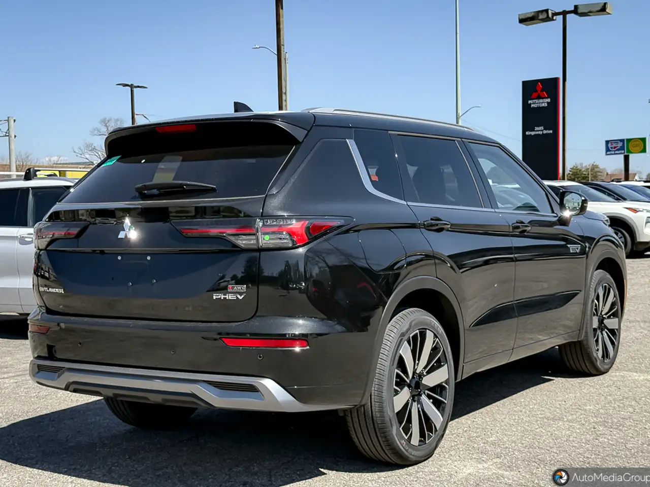 Mitsubishi Outlander снимка Mitsubishi Outlander