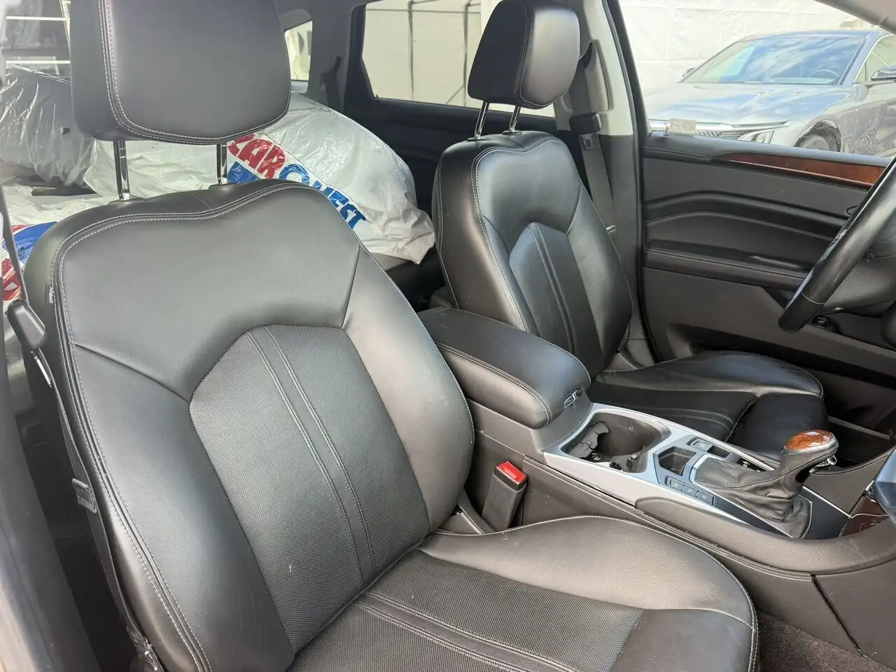 Cadillac SRX снимка Cadillac SRX