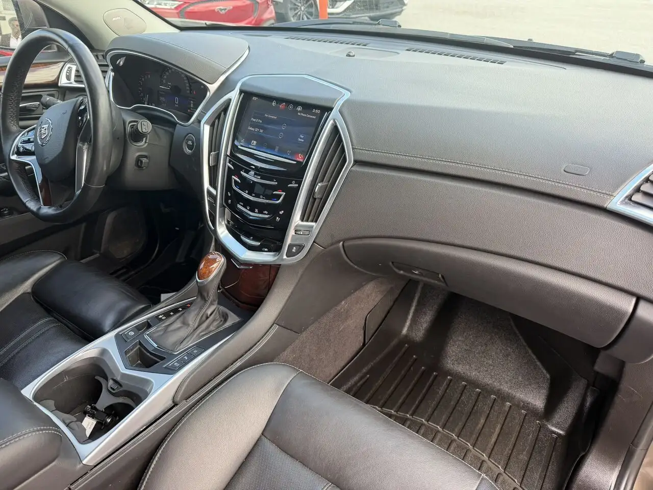 Cadillac SRX снимка Cadillac SRX