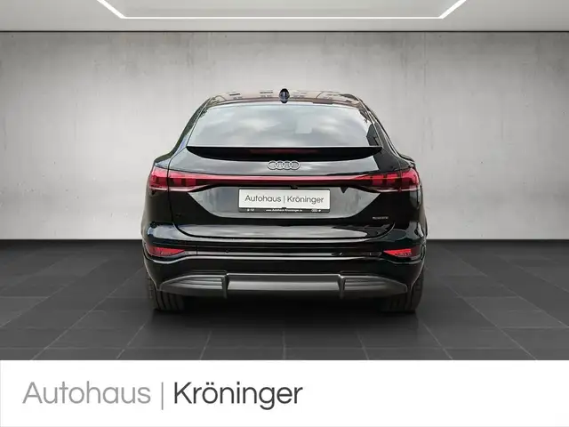 Audi E-Tron view 6