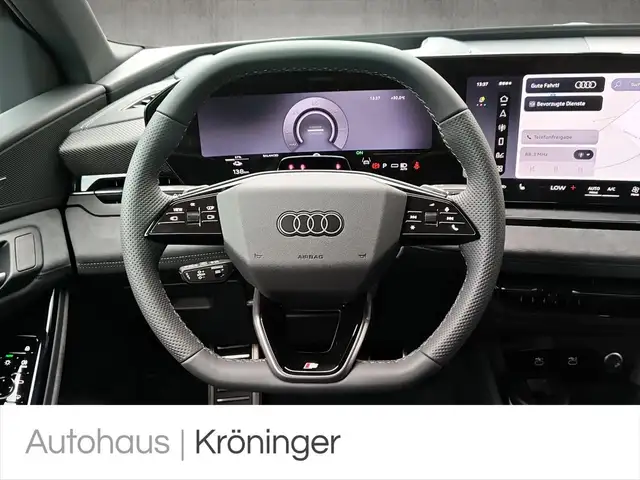 Audi E-Tron view 11