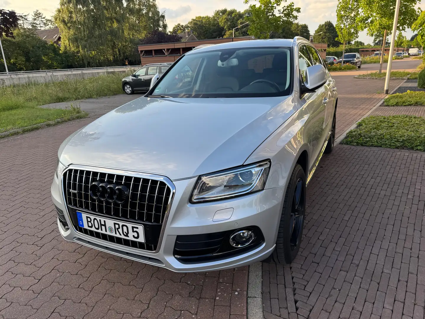 Audi Q5 Q5 2.0 TFSI quattro tiptronic Argintiu - 1