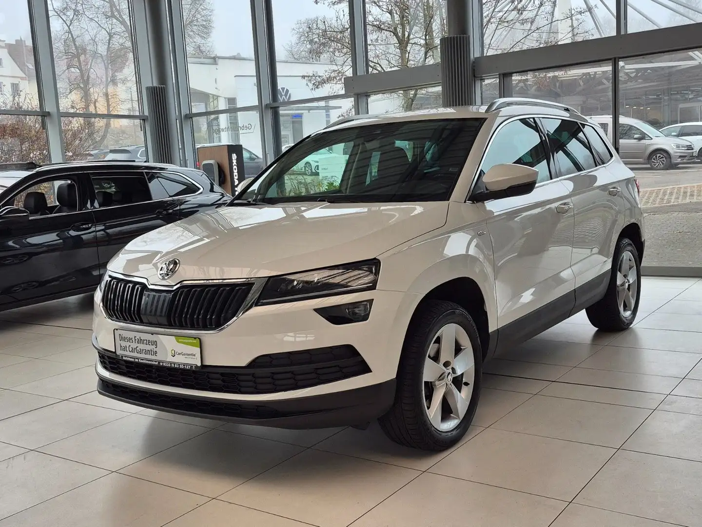 Skoda Karoq 1.5 TSI Soleil *Navi, GJR, AHK* Weiß - 1