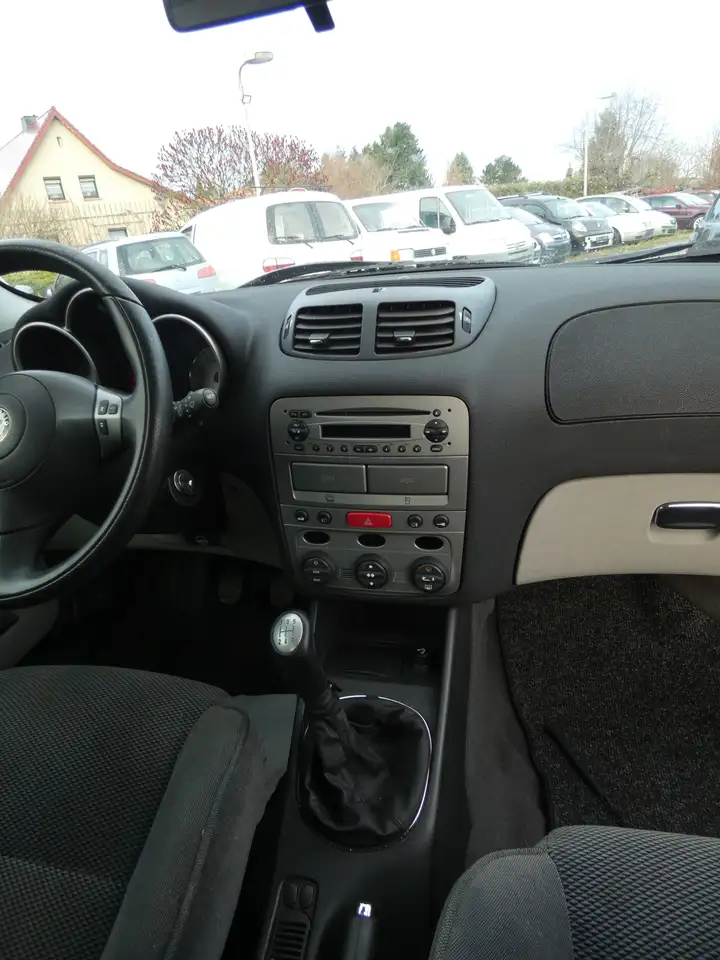 Alfa Romeo 147 1.6 T.Spark ECO Distinctive Klima Alu. HU AU Neu, foto 11