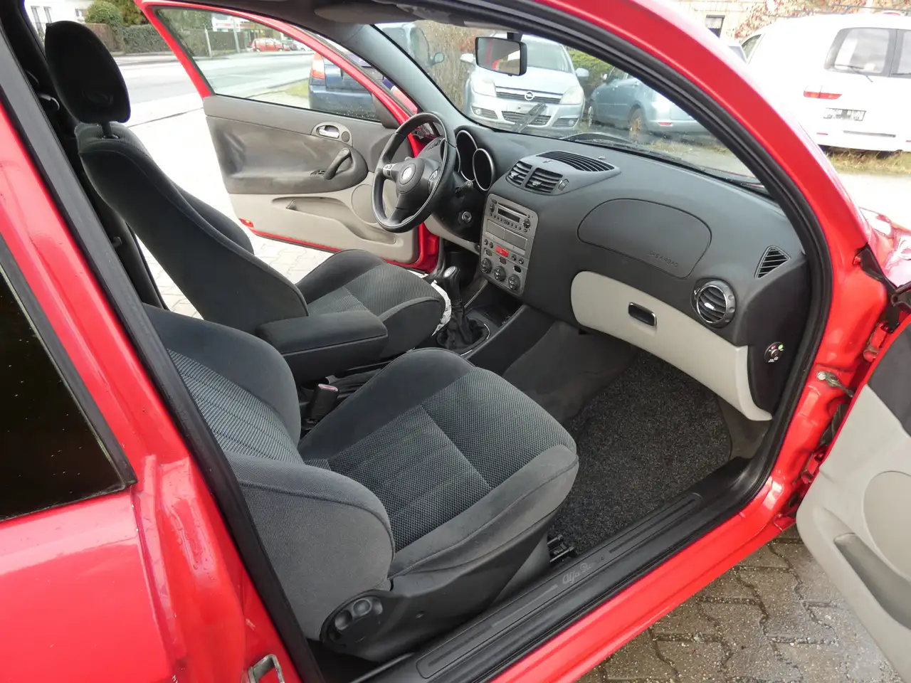 Alfa Romeo 147 1.6 T.Spark ECO Distinctive Klima Alu. HU AU Neu, foto 9