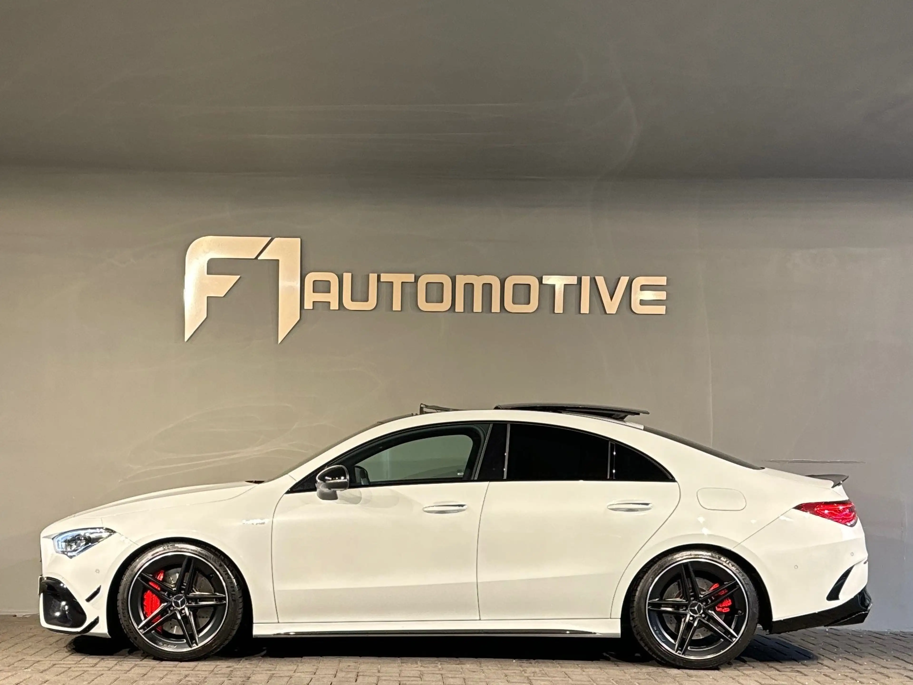Mercedes-Benz CLA 45 AMG S 4MATIC+ Pano|Kuip|Memory — photo 12
